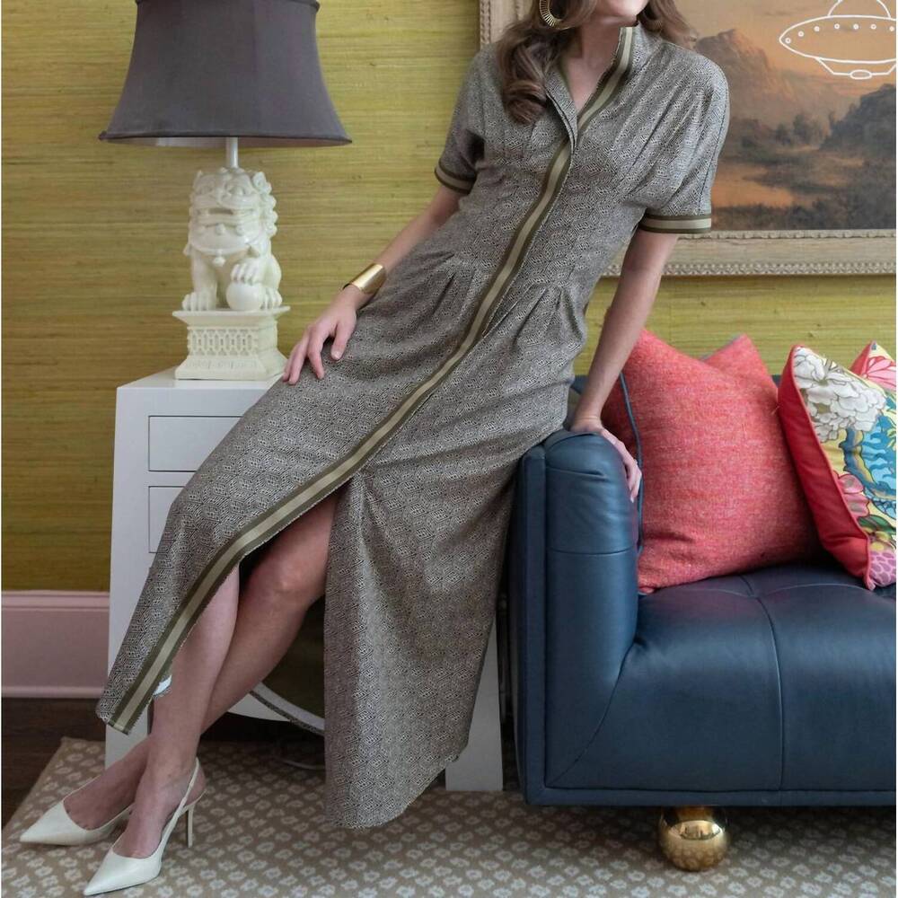 Emily McCarthy Georgia Midi button front Short Sleeve Dress in taupe/olive green - Picture 5 of 6